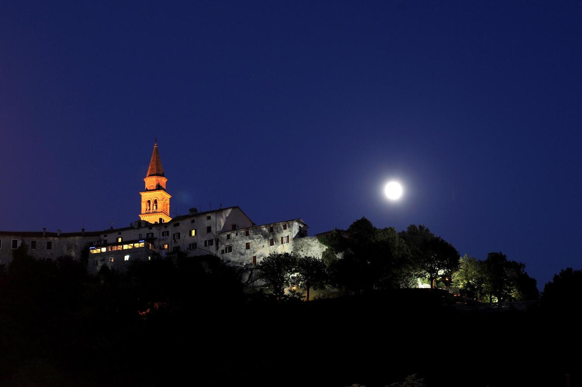 Boutique Hotel Vela Vrata Buzet Exterior photo